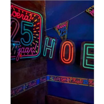 Box 1 25 jaar NEON