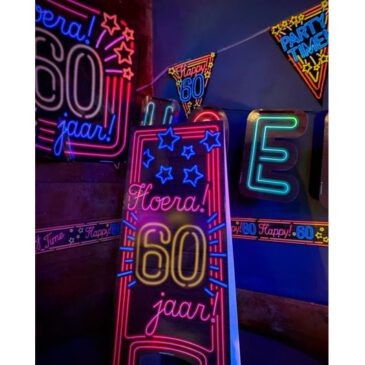 Box 2 60 jaar NEON